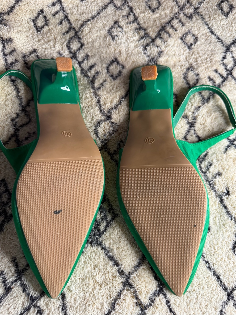 SHEIN Bright Green Pointed Slingback Flats - Picture 2 of 2